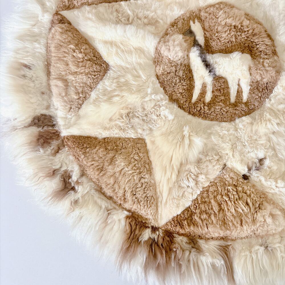 SOUTH AMERICAN ROUND PATCHWORK ALPACA FUR RUG - Picture 3 of 16
